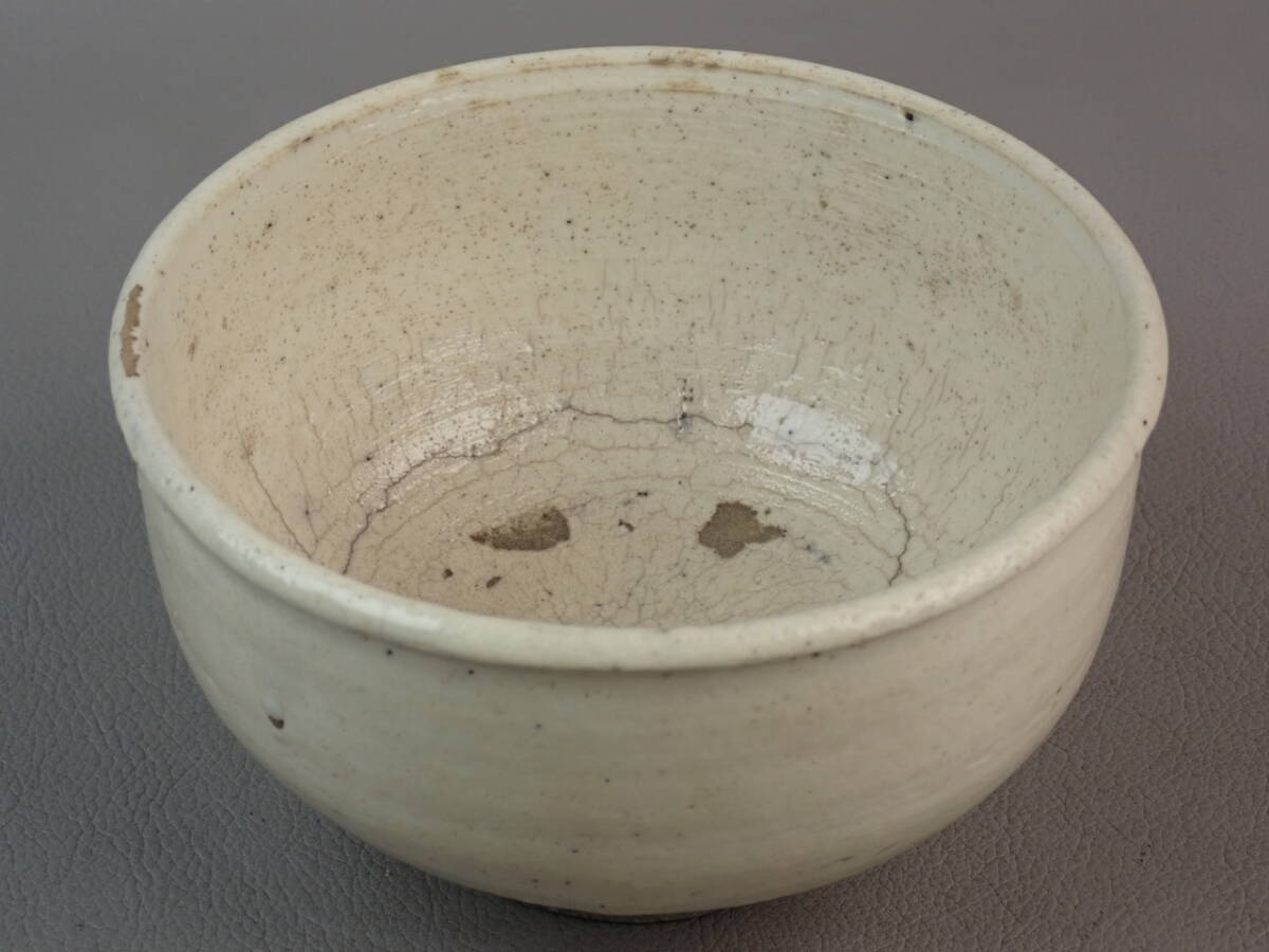 【骨董・茶道具】★李朝★★白磁茶碗 gm083wb22 粉引 朝鮮美術 萩焼拍卖