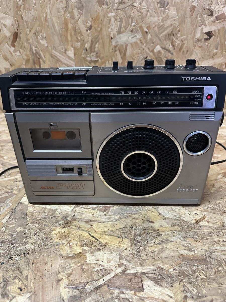 東芝 TOSHIBA ラジオカセットレコーダー RT-2460 昭和レトロ アンティーク拍卖