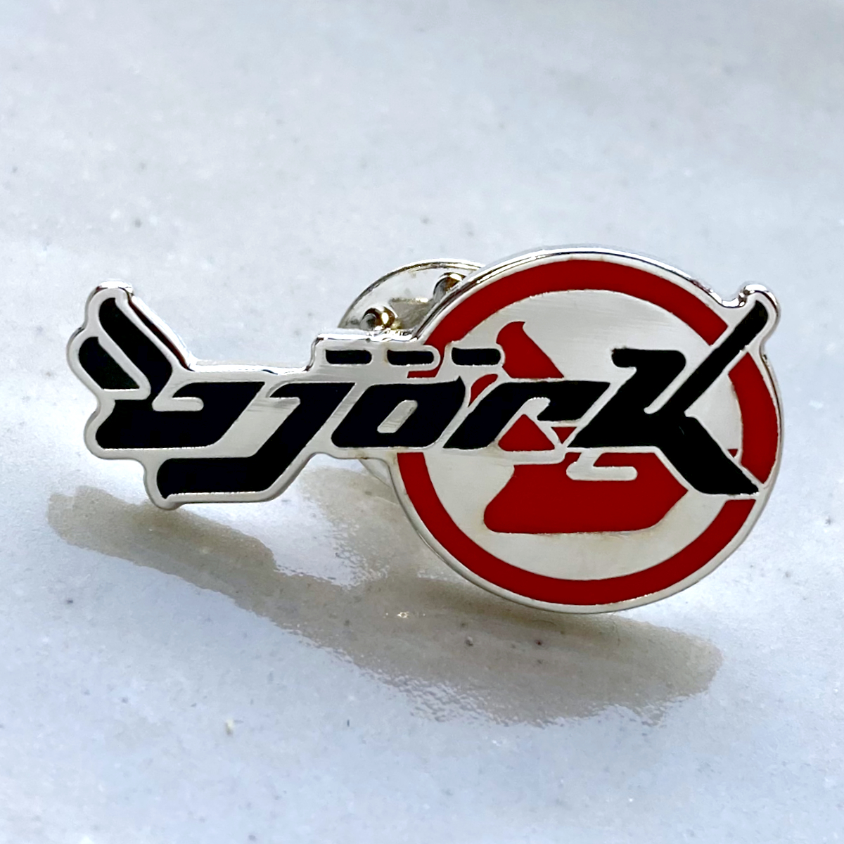 ビョーク ロゴ Bjork◆ピンバッジ ピンズ バッチ ブローチ◆音楽 UKロック シュガーキューブス トリップポップ オルタナ拍卖