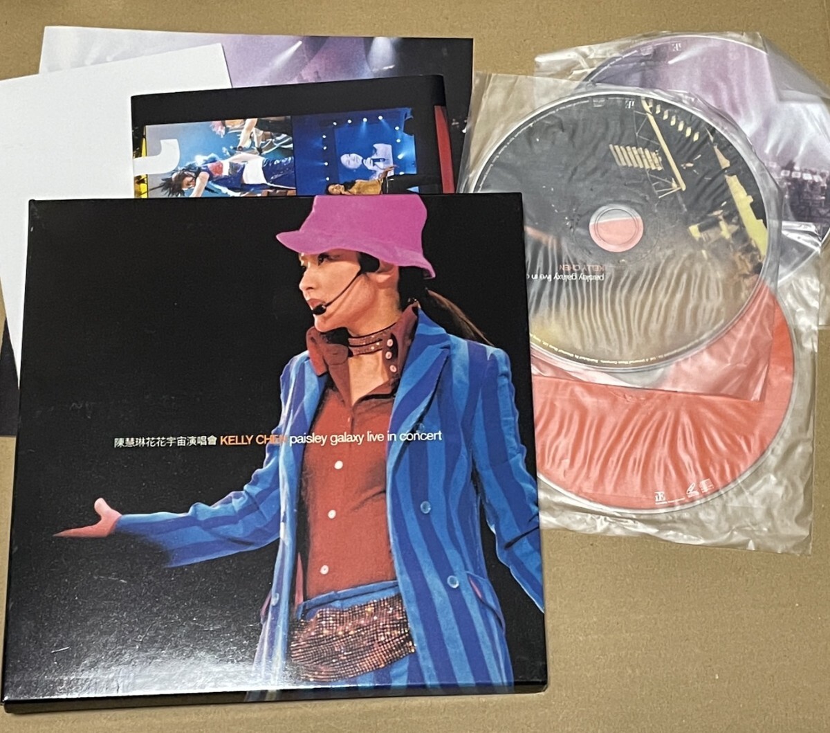送料込 Kelly Chen - Paisley Galaxy: Live In Concert 輸入盤2CD+VCD / ケリー・チャン, 陳慧琳拍卖