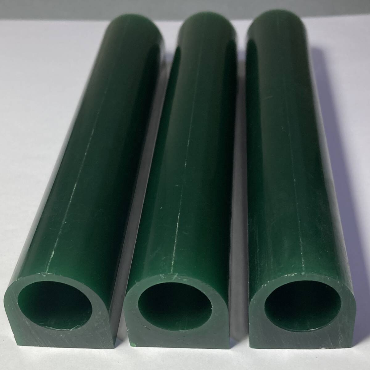 未使用 送料無料 チューブワックス グリーン 2.5x2.65x13cm 穴径 1.7-1.75cm feng's 彫金用ワックス リング 指輪 ジュエリー ■□■拍卖