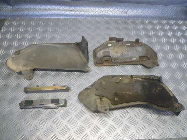 V7.30  HONDA ジャイロX  TD01 TD01E  純正  リアフェンダーステー/カバーset  ☆ヒートガード.マフラーカバー拍卖