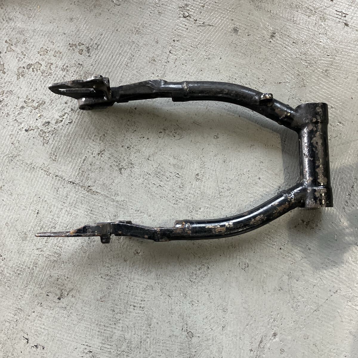 ハーレー純正 丸スイングアーム ラウンドスイングアーム パンヘッド ショベル 47606-58拍卖