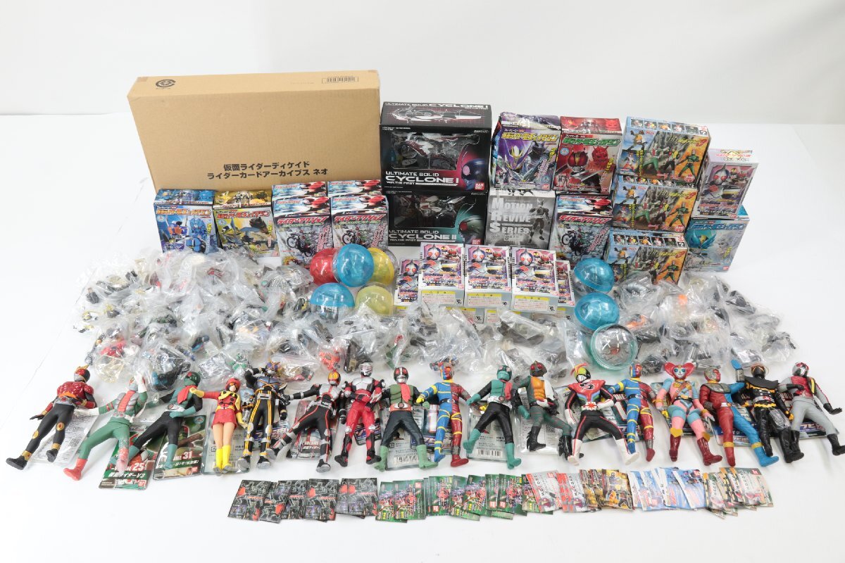 【大量まとめ】仮面ライダー/キカイダー 等 ライダーカードアーカイブスネオ ソフビ フィギュア 含む他 おもちゃ まとめ売り 0714-SM拍卖