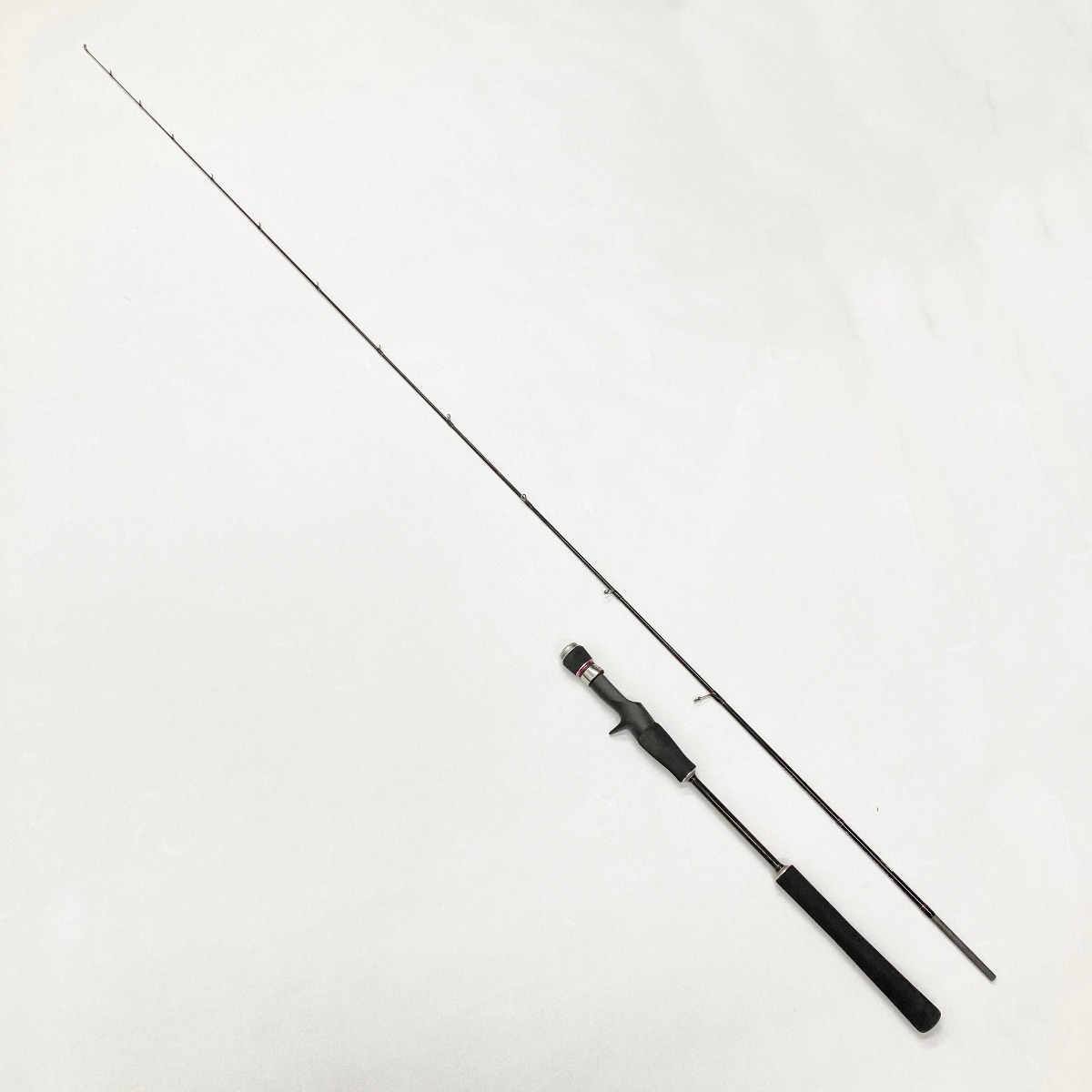 〇〇 gamakatu ガマカツ LUXXE 桜幻 鯛RUBBER S B68UL-Solid.R ロッド 傷や汚れあり拍卖