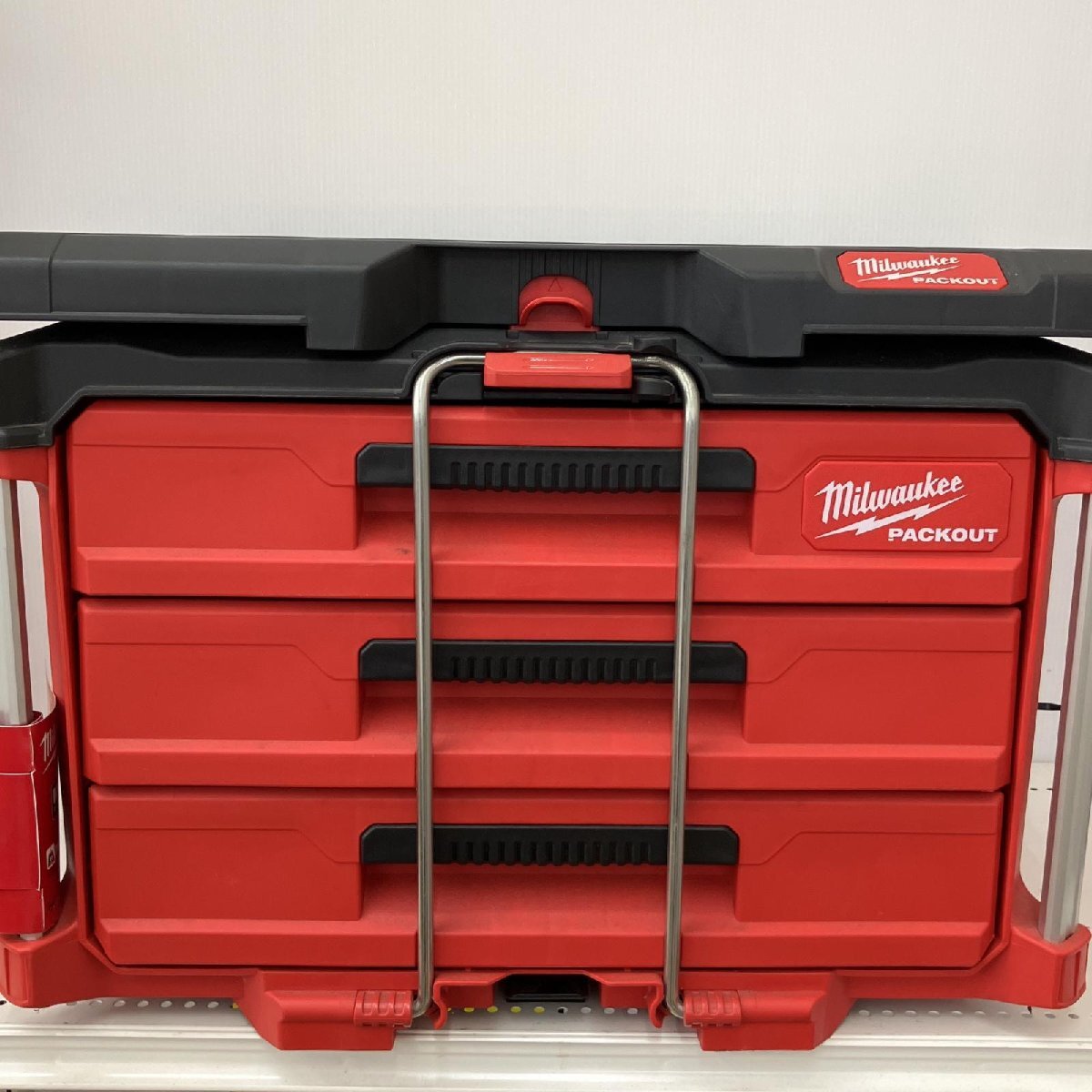 △△ Milwaukee PACKOUT デスクトップ 天板付 マルチサイズ引き出し収納 48-22-8447 レッド やや傷や汚れあり拍卖