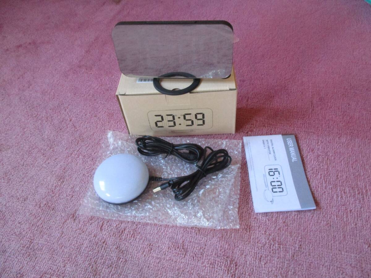 ★新品未使用 覚まし時計 振動ベッドシェーカー デジタル スヌーズ機能 二度寝予防 3段階調光★拍卖