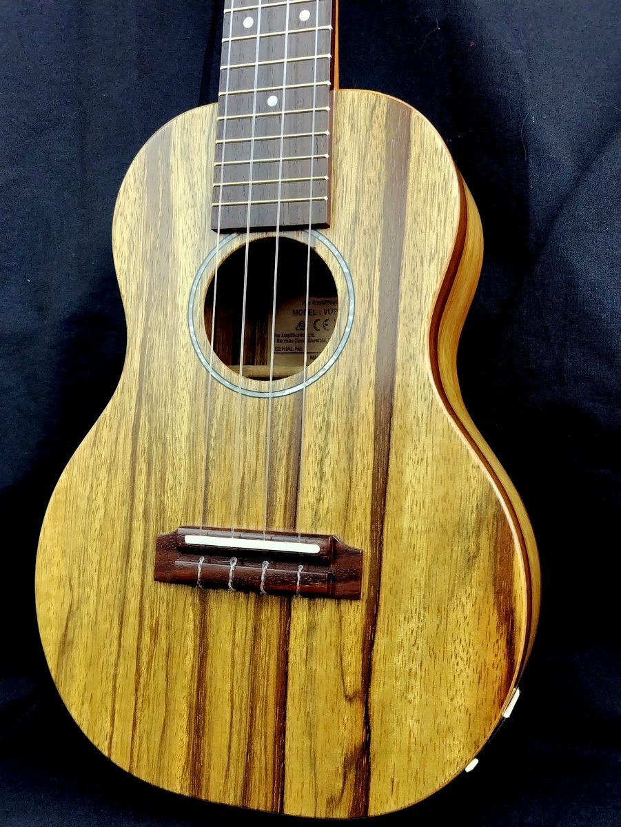 【アウトレット特価】VOX VUP-33 C BL ブラックリンバ ボディ コンサート ウクレレ ピックアップ付き拍卖