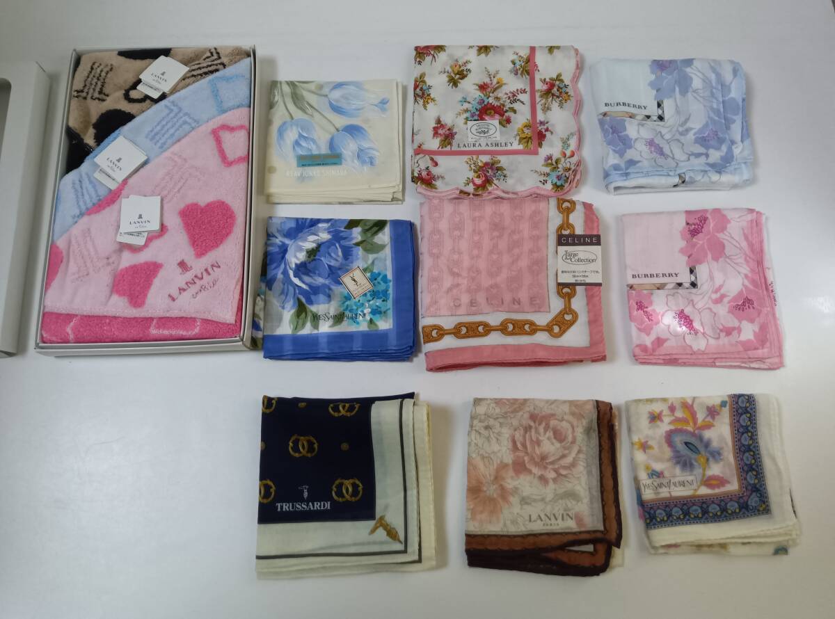 婦人 ブランドハンカチ タオルハンカチ 12枚セット バーバリー ローラアシュレイ イヴサンローラン セリーヌ 他 handkerchief拍卖