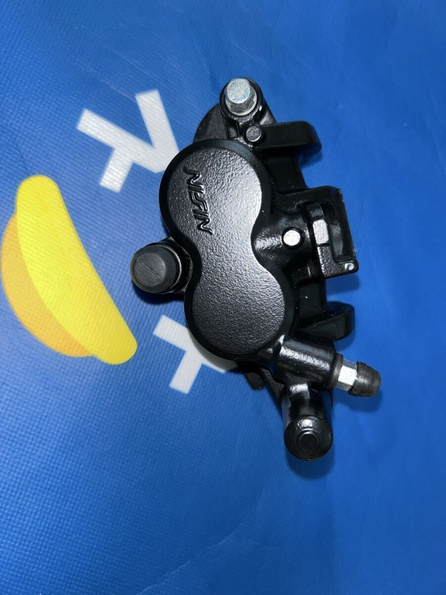 ☆納車前外し☆ HONDA ホンダ 純正 フロントブレーキ キャリパー モンキー125 MONKEY125 JB02 JB03 未使用パッド付 拍卖