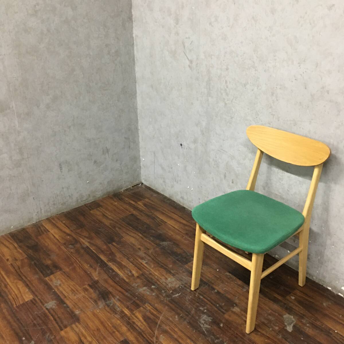 ww2/72 北欧風 ダイニングチェア 布張り W42×D46×H76cm 木製 グリーン リビング ダイニング 店舗 ★直接引取歓迎●◎拍卖
