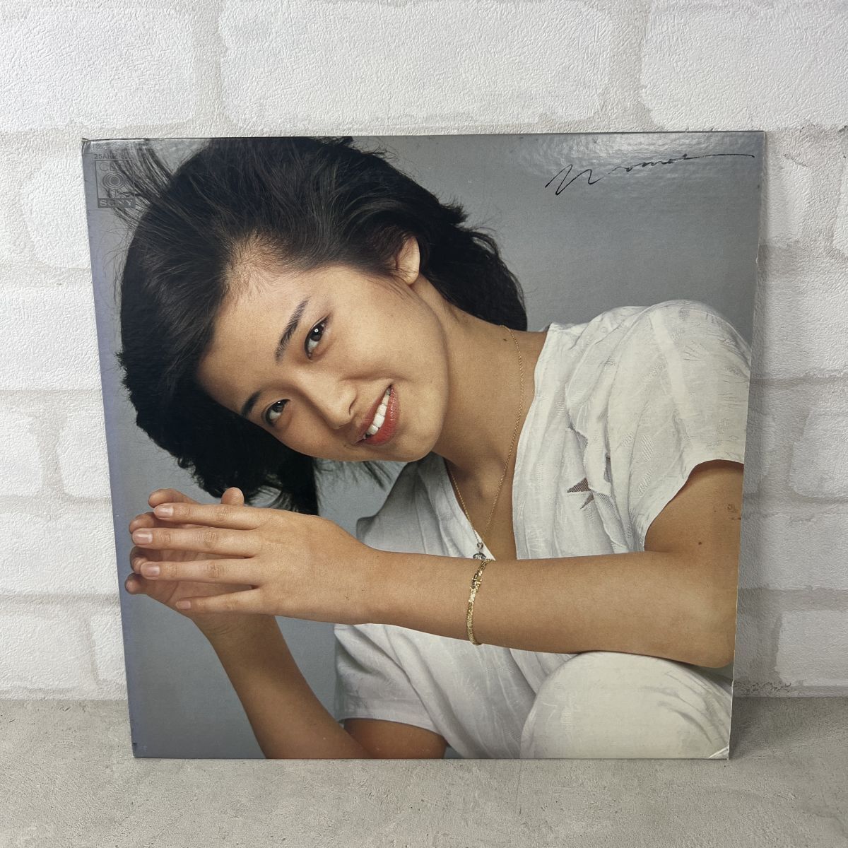 山口百恵 MOMOE YAMAGUCHI / ザ・ベスト 歌謡曲 12インチ レコード 25AH-744 LP レコード【108】拍卖