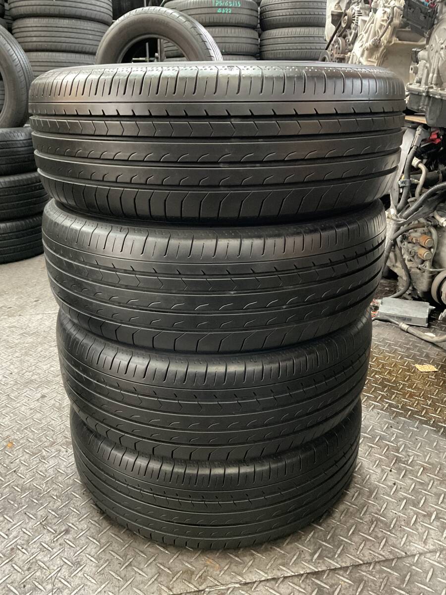 215/60R17 YOKOHAMA BluEarth-RV03 2024年製 4本 38,000円 京都から拍卖