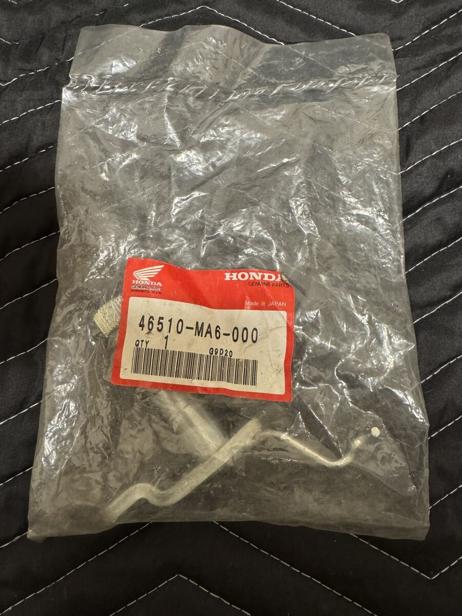 CBX400F CBX550F リヤブレーキスピンドル 46510-MA6-000拍卖