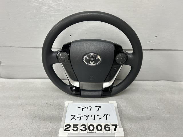 アクア NHP10 ステアリング/ハン ドル ピアノブラック 純正 ホー ンパッド 後期 S 45100-47120-C0 I-3 015559拍卖