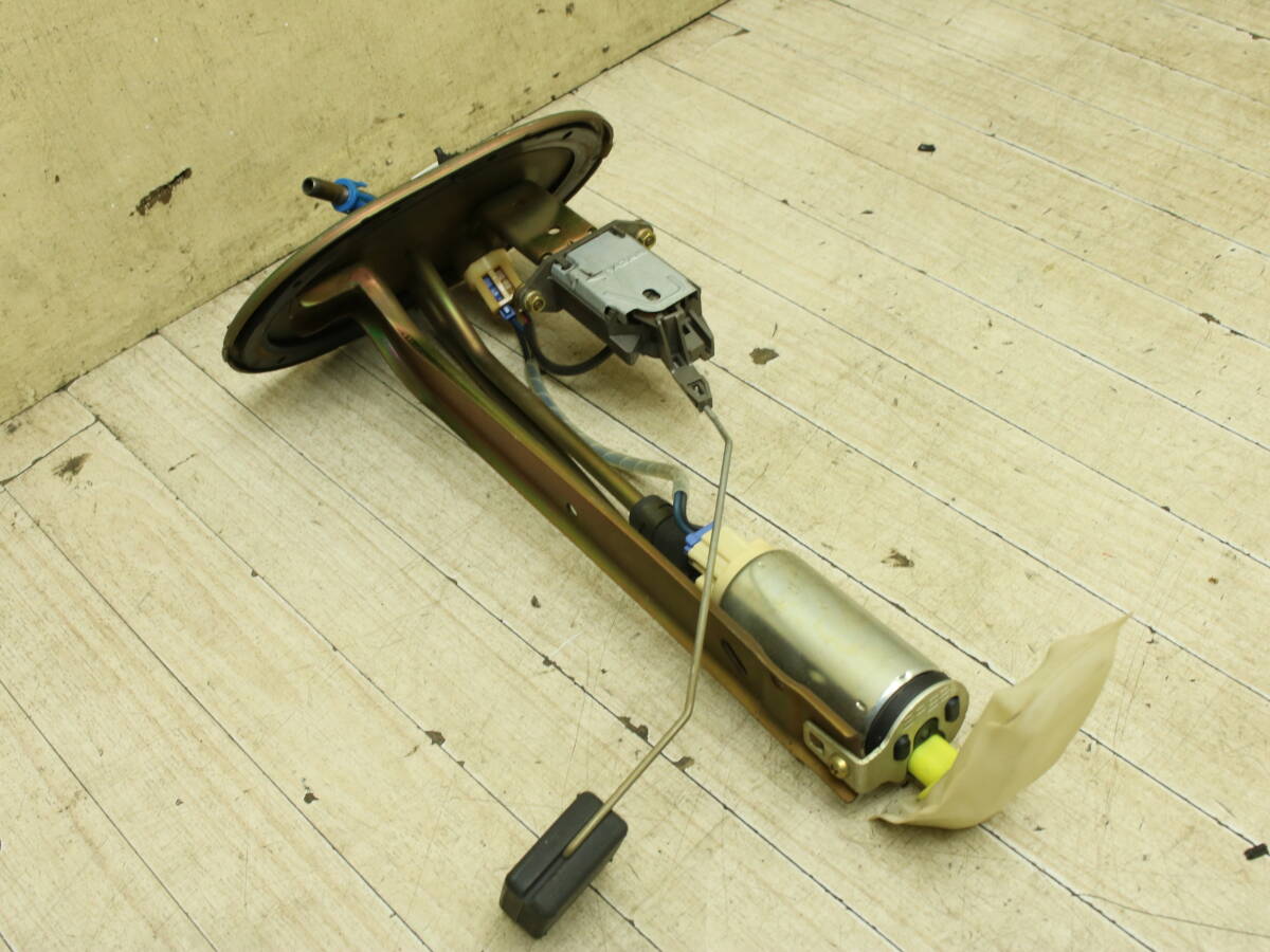 送料無料 ロードスター 純正 燃料ポンプ フューエルポンプ NB6C/NB8C拍卖