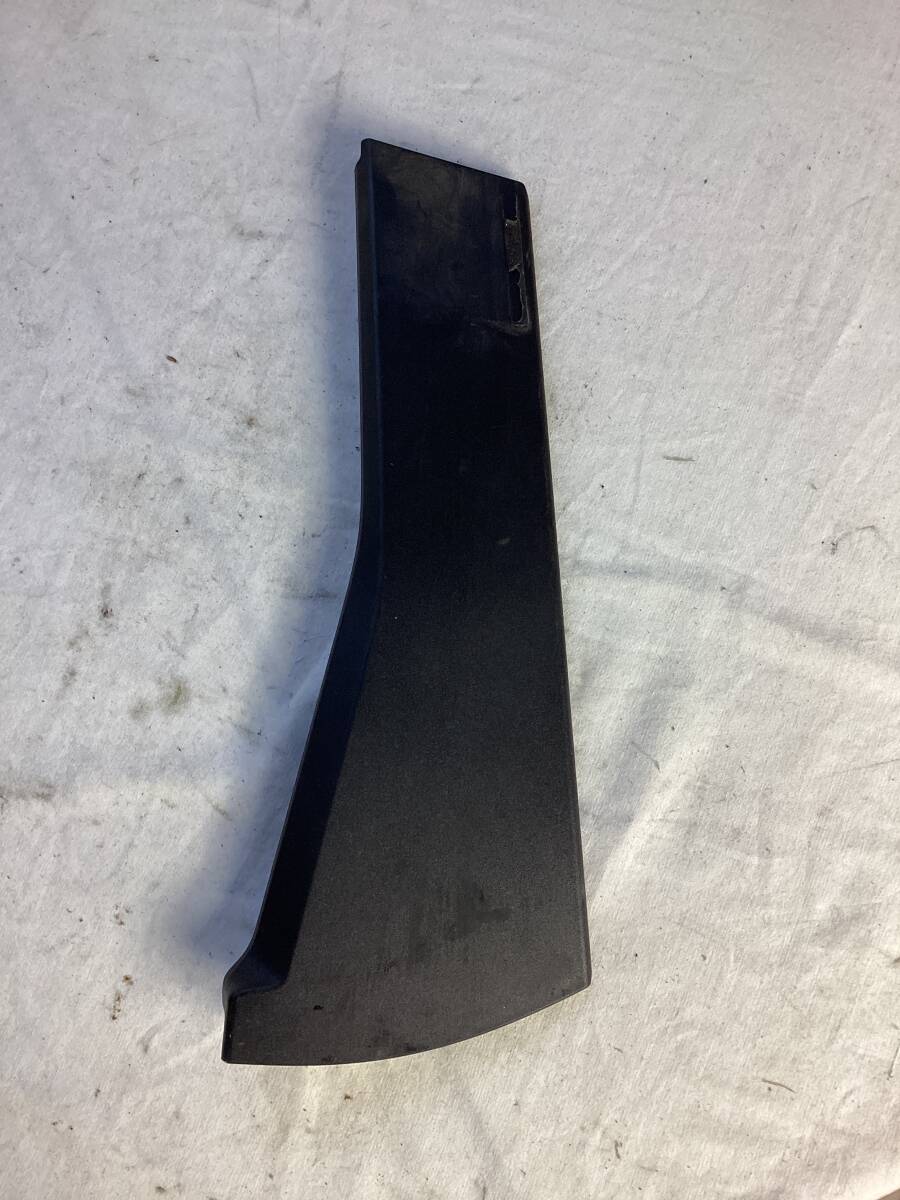 ダイハツ ム-ヴ リアドアウインドウモールLH 門拍卖