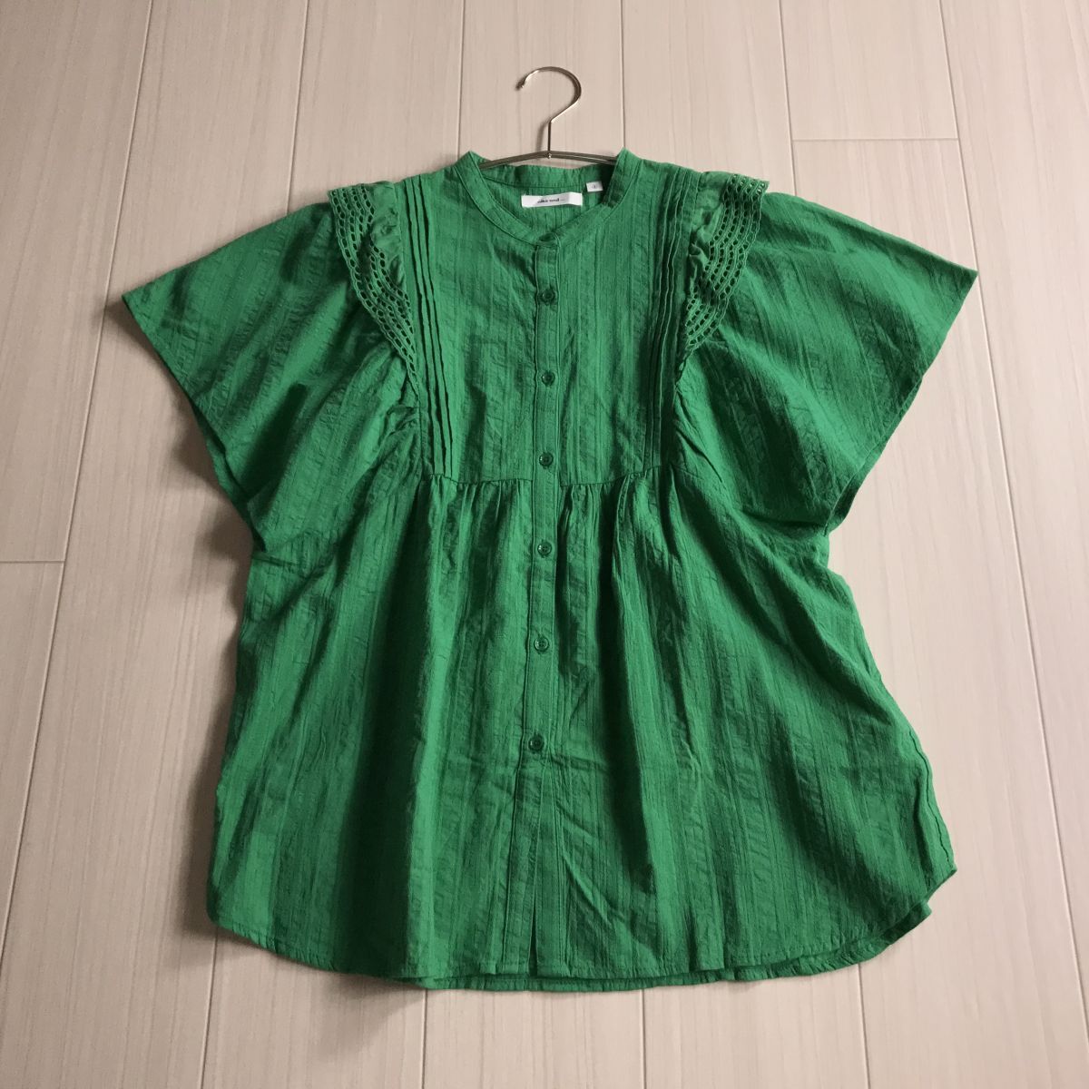 ♪ niko and... ニコアンド ピンタック バンドカラー レース ブラウス拍卖