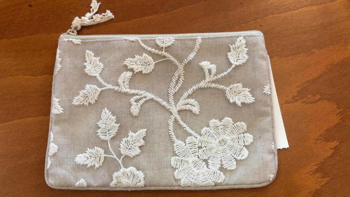 フラットポーチ <Cotton Flower interior> 12cmx18cm拍卖