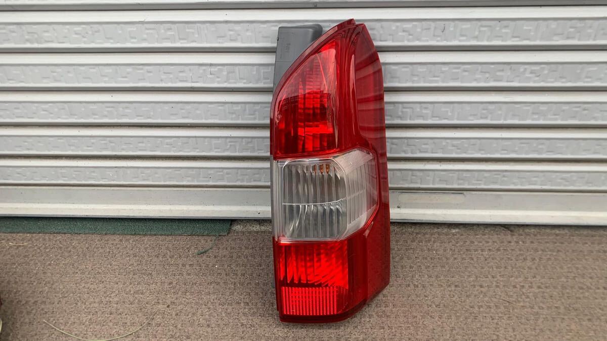 サクシード/プロボックス NSP160V /NCP165V NHP160V 右テールランプ拍卖