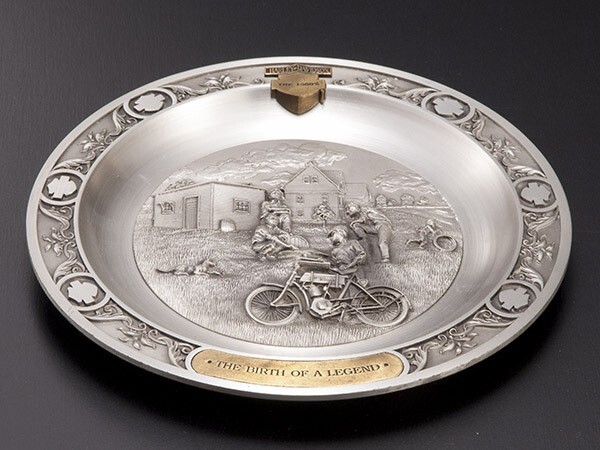 ハーレー純正 THE BIRTH OF A LEGEND 1991年 激レア品 HMC6072 値引き販売中拍卖