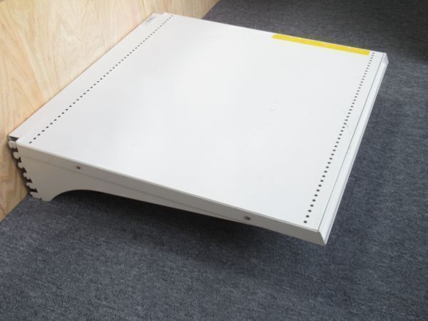 ‖中古品‖中日什器 幅60cm×奥行60cm 棚板+ブラケット システム什器 ゴンドラ什器 など用【中古品】1個 店舗什器 什器 棚 ラック拍卖