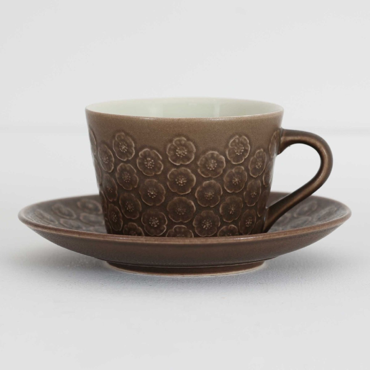 Kronjyden イェンス・H・クイストゴー AZUR アズール カップ&ソーサー ブラウン 北欧雑貨 葉っぱ拍卖