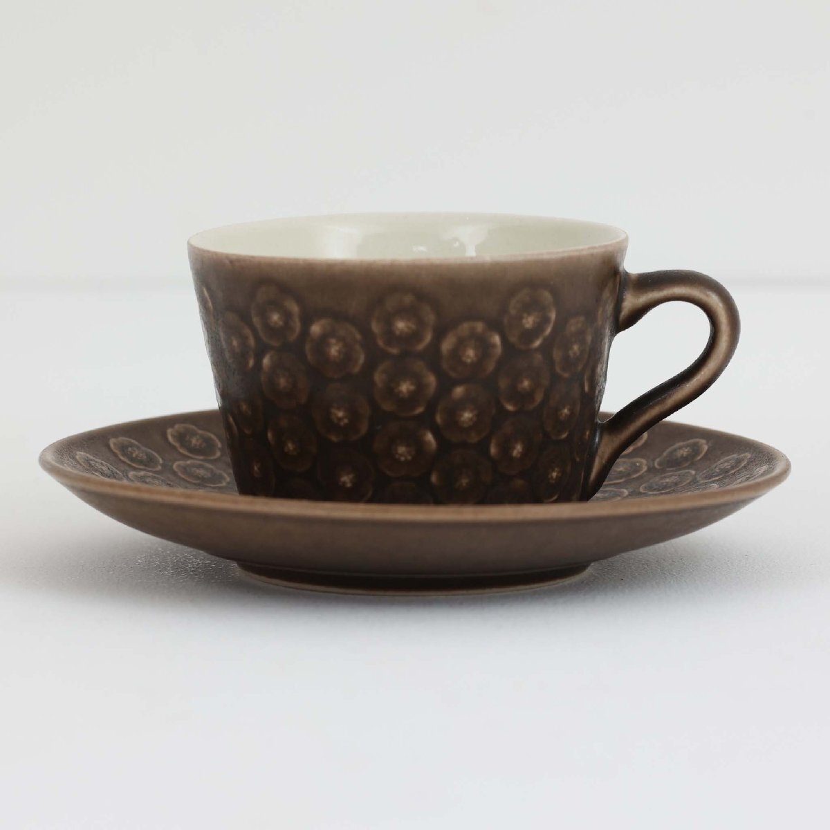 Kronjyden イェンス・H・クイストゴー AZUR アズール カップ&ソーサー ブラウン 北欧雑貨 葉っぱ拍卖