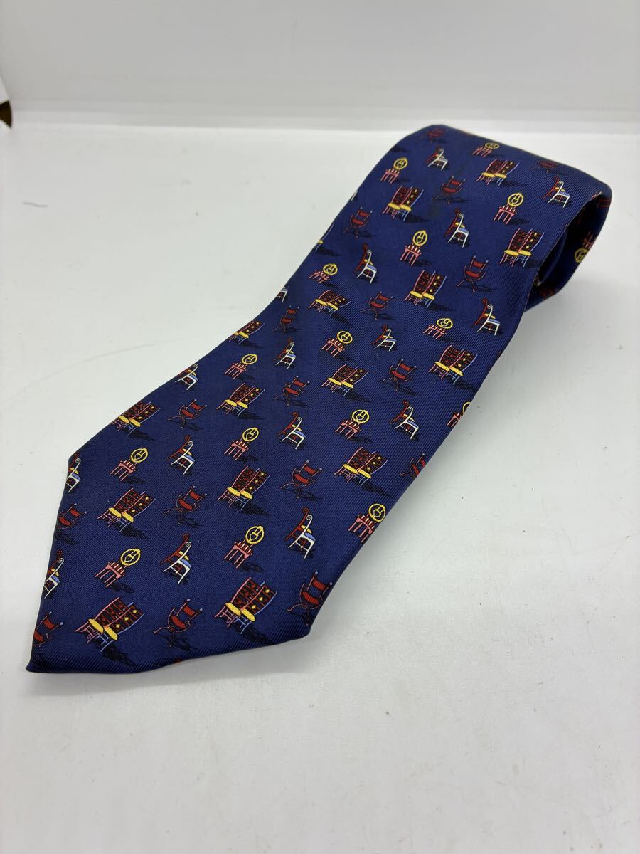 イタリア製 salvatore ferragamo フェラガモ ネクタイ 総柄 イタリア製 シルク100拍卖