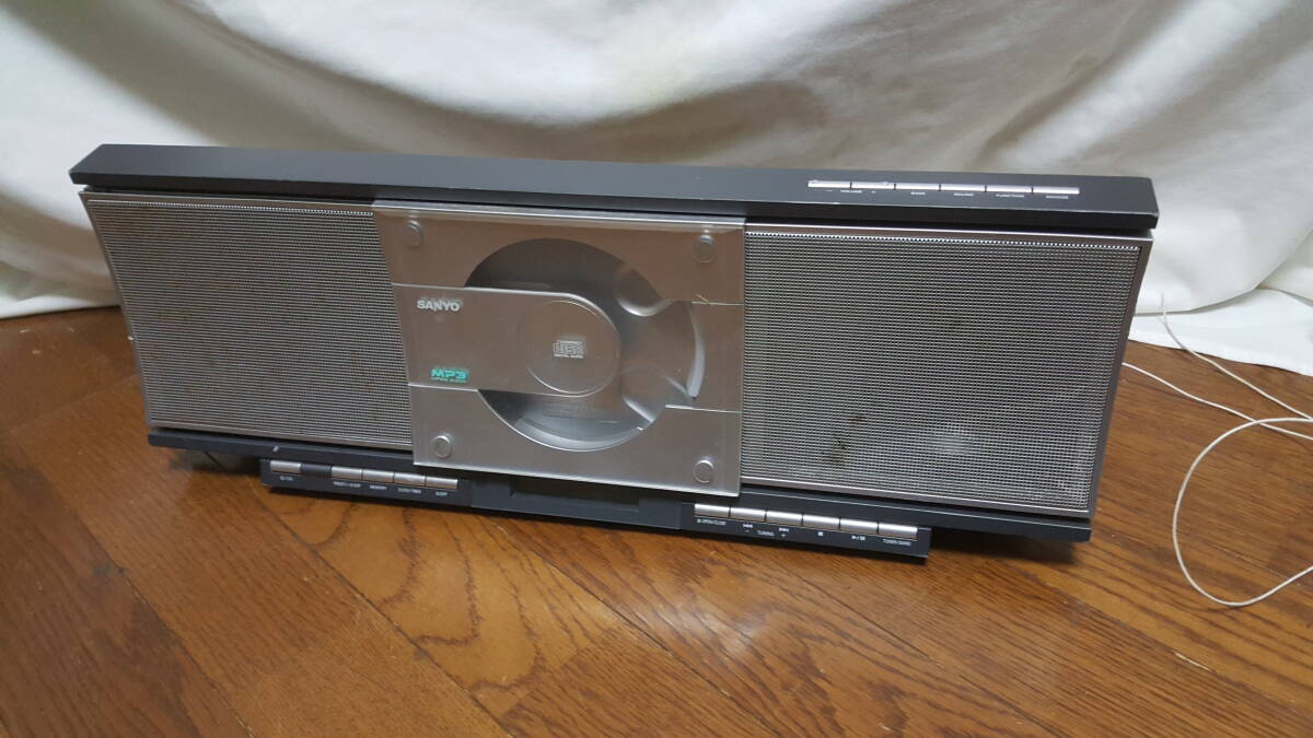 【家電】 SANYO CDステレオシステム DXD-N300M 本体のみ(ACアダプター、リモコンなし) 動作確認済み (CD再生不可)拍卖