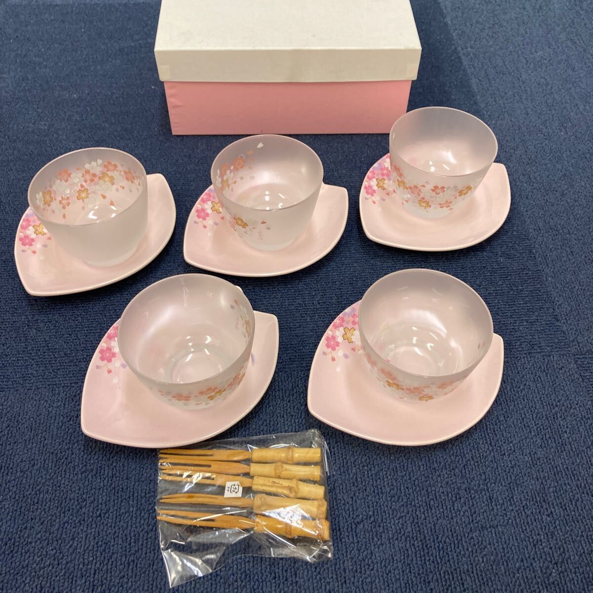 37647-102 0802Y 未使用保管品 冷茶揃 桜 拍卖