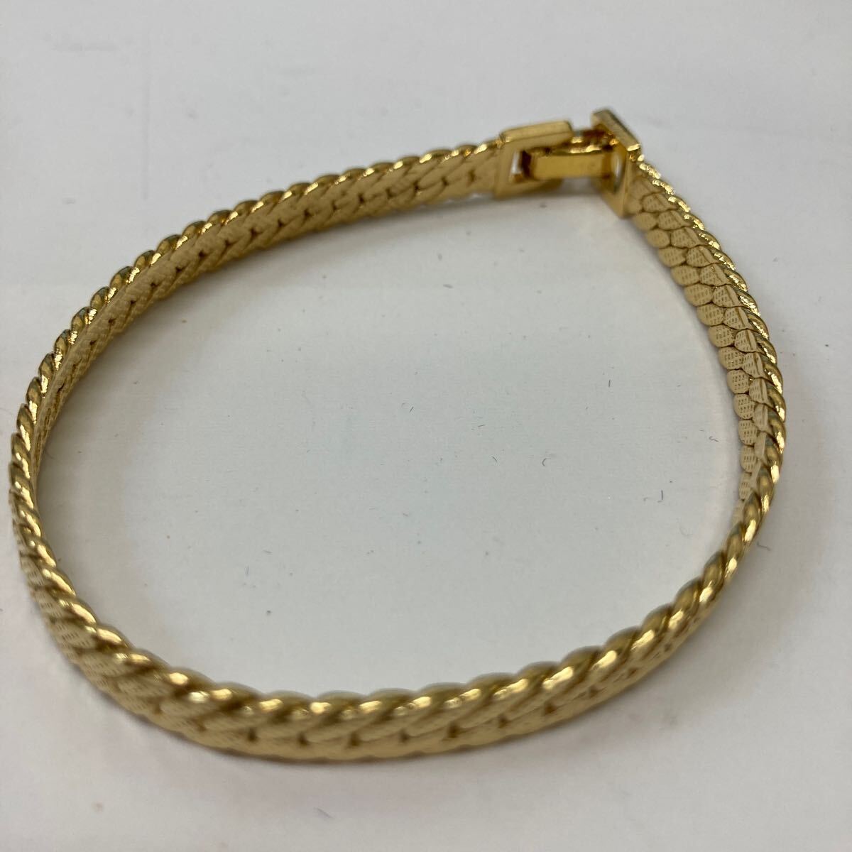 38738-13 0820Y 美品 MONET モネ ブレスレット アクセサリー ゴールドカラー拍卖