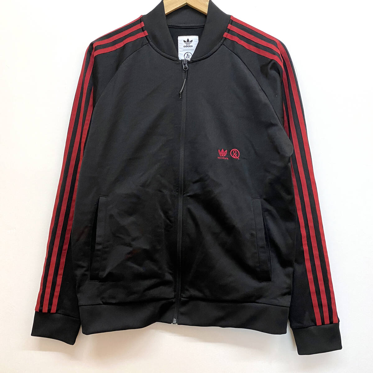 tu134 adidas アディダス Originals by UNITED ARROWS & SONS トラックジャケット M ブラック レッド メンズ ※中古拍卖