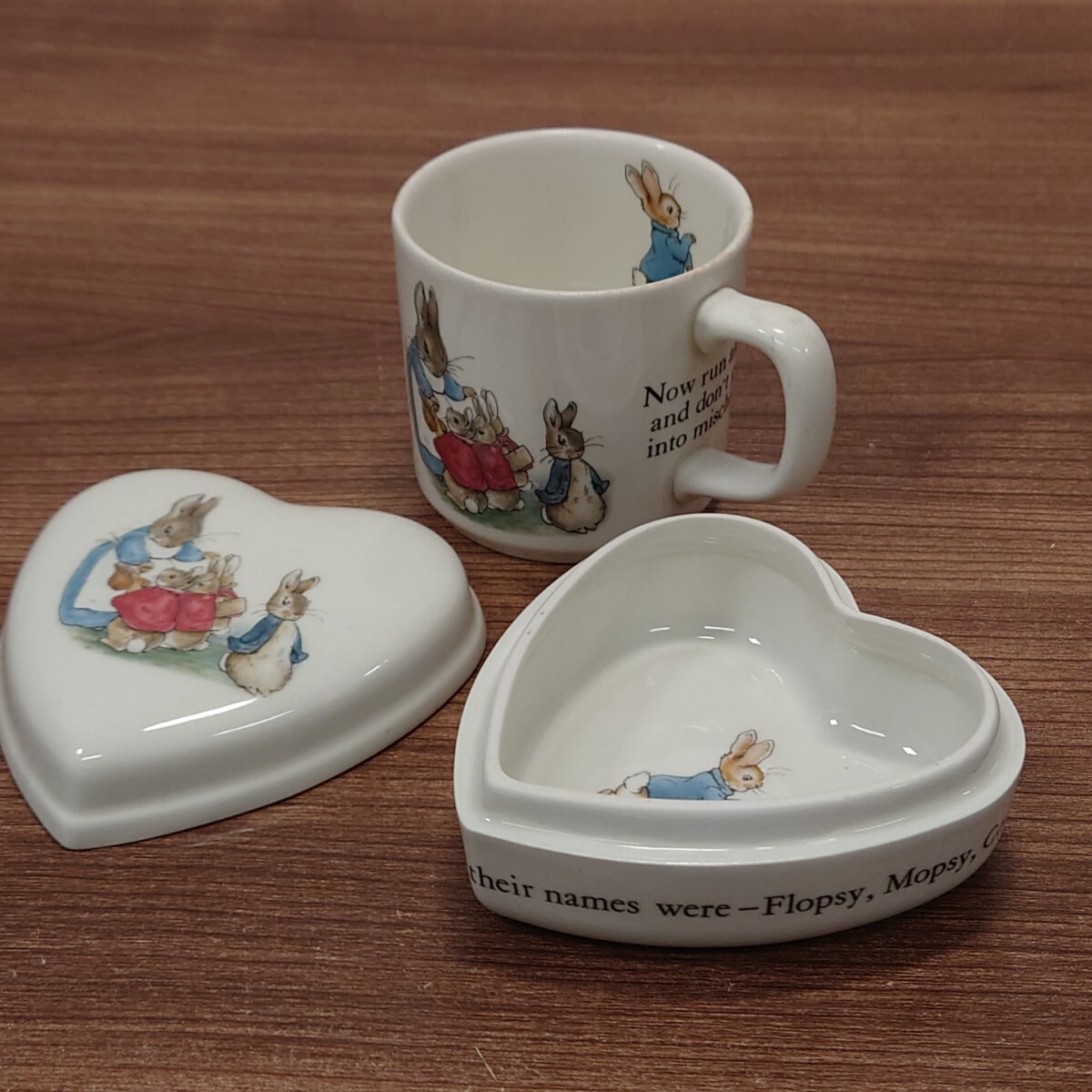 WEDGWOOD ピーターラビット ウェッジウッド マグカップ & ハートボックス拍卖