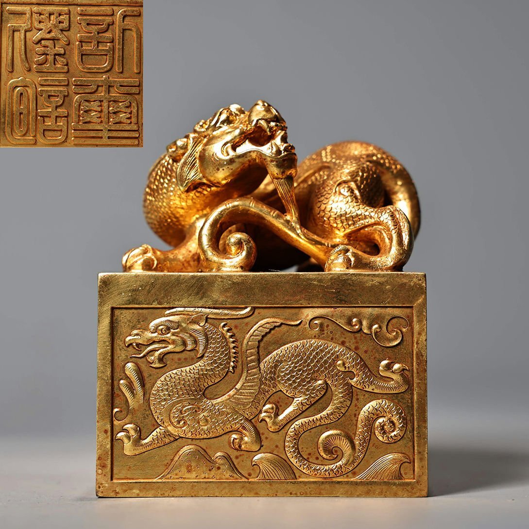 ◆羽彰・古美術◆Y0634清時代 紫銅高浮彫鏨刻塗金印章 古印章 印璽★古置物★古賞物★古擺件★蒐集家放出★唐物拍卖