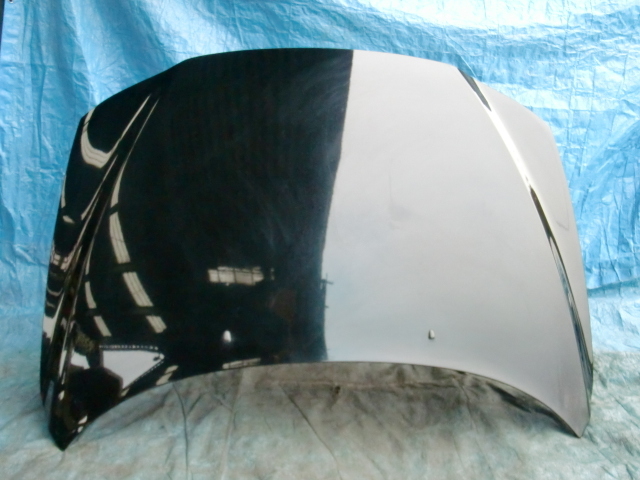 17D】【019】【送料記載】 ボルボ V70 LA-SB5244W ボンネット ヒンジ ダンパー付 ブラック 【431040】拍卖