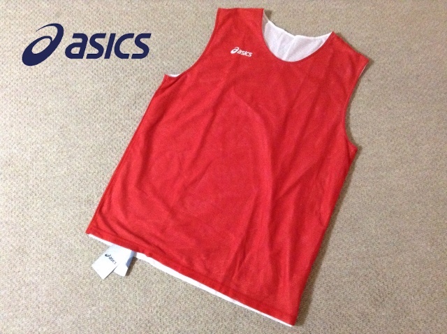 ★新品★アシックス リバーシブル ワイドタンクトップ メッシュ XOサイズ ワンポイント刺繍ロゴ 白赤 吸水速乾 部活 練習 asics XB6328拍卖