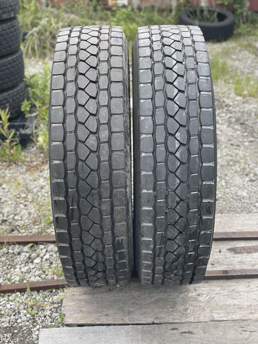 3542 ブリヂストン 275/80R22.5 再生 新古 2本セット拍卖