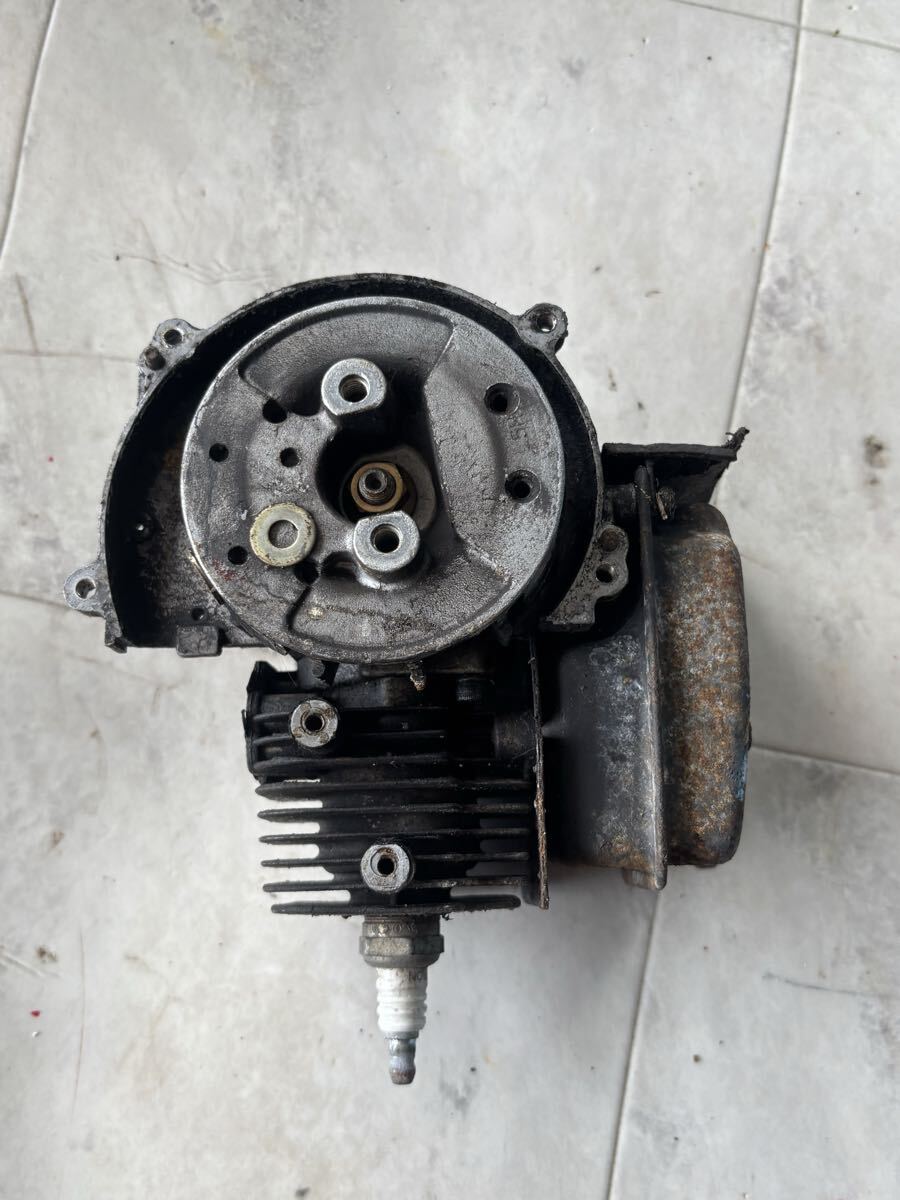 草刈機 刈払機 部品パーツ エンジン 圧縮あり 部品取り ジャンク取扱 新ダイワ SK20F 拍卖