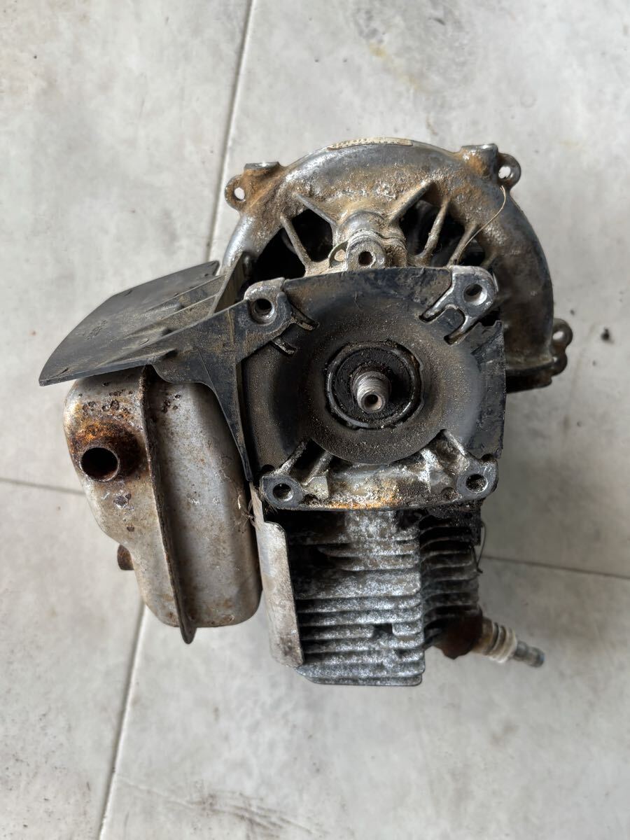 草刈機 刈払機 部品パーツ エンジン 圧縮あり 部品取り ジャンク取扱 ゼノア TR2310拍卖
