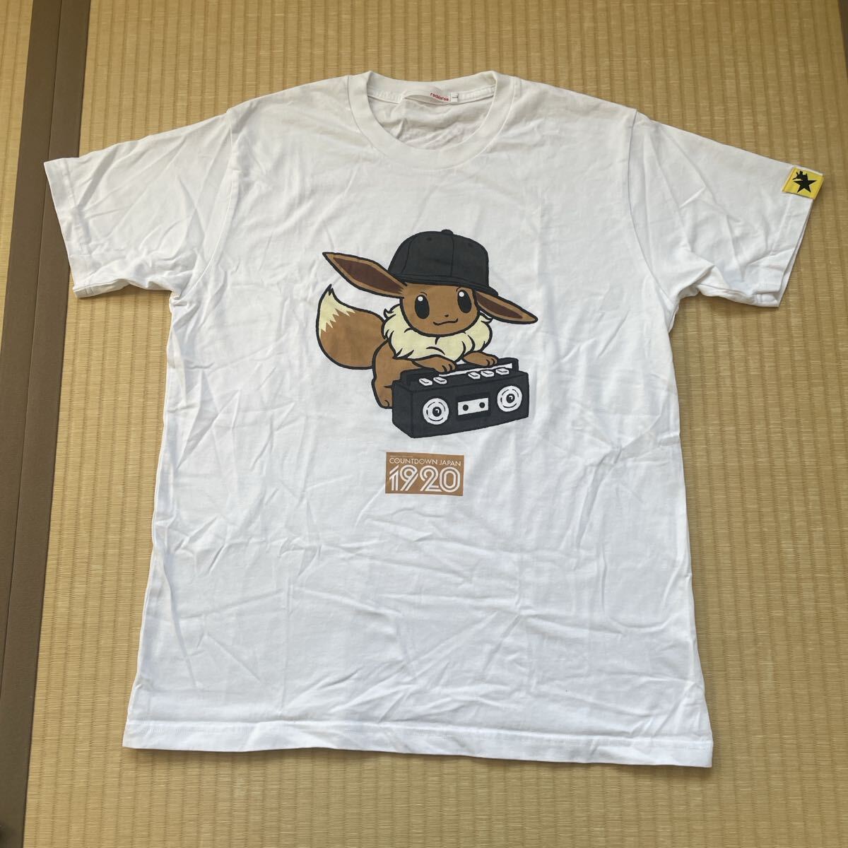 イーブイ COUNTDOUN JAPAN FES 19 20 コラボTシャツ Pikachu ROCK半袖Tシャツ rockin'on カウントダウンジャパンフェス ポケットモンスター拍卖