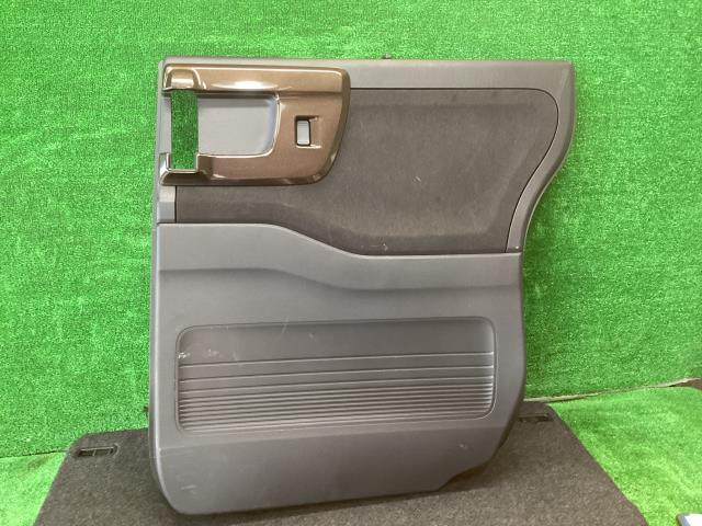 N-BOX DBA-JF3 右Rドアトリム カスタム G EXターボ ホンダセンシング NH731P 83702-TTA-J21ZA拍卖