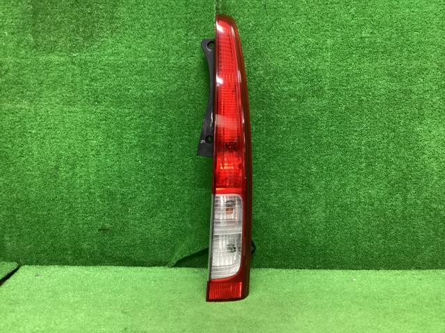 ムーヴ DBA-L175S 右テールランプ L W24 81550-B2180拍卖