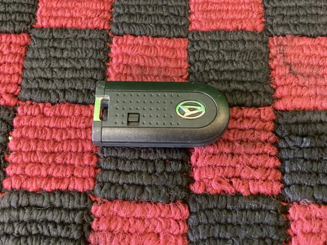 ムーヴキャンバス DBA-LA800S キーレスリモコン G SA2 W24拍卖