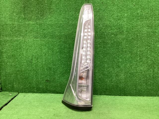 セレナ DAA-HC26 左テールランプ 20X S-ハイブリッド RAW 26555-1VM0B拍卖