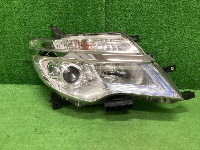 セレナ DAA-HC26 右ヘッドランプASSY 20X S-ハイブリッド RAW 26010-3JY5B拍卖