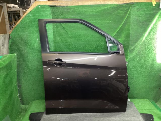 デイズ 5BA-B43W 右FドアASSY X C22拍卖