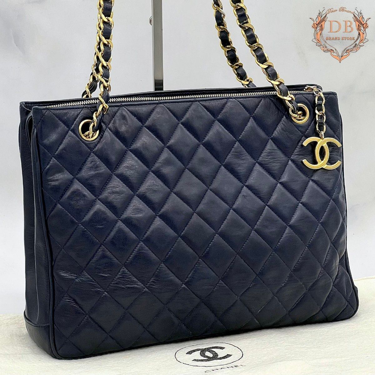 シャネル デカココチャーム マトラッセ チェーンショルダー トート ネイビーCHANEL レディース バッグ A4可 斜め掛け 鑑定済 ゴールド金具拍卖