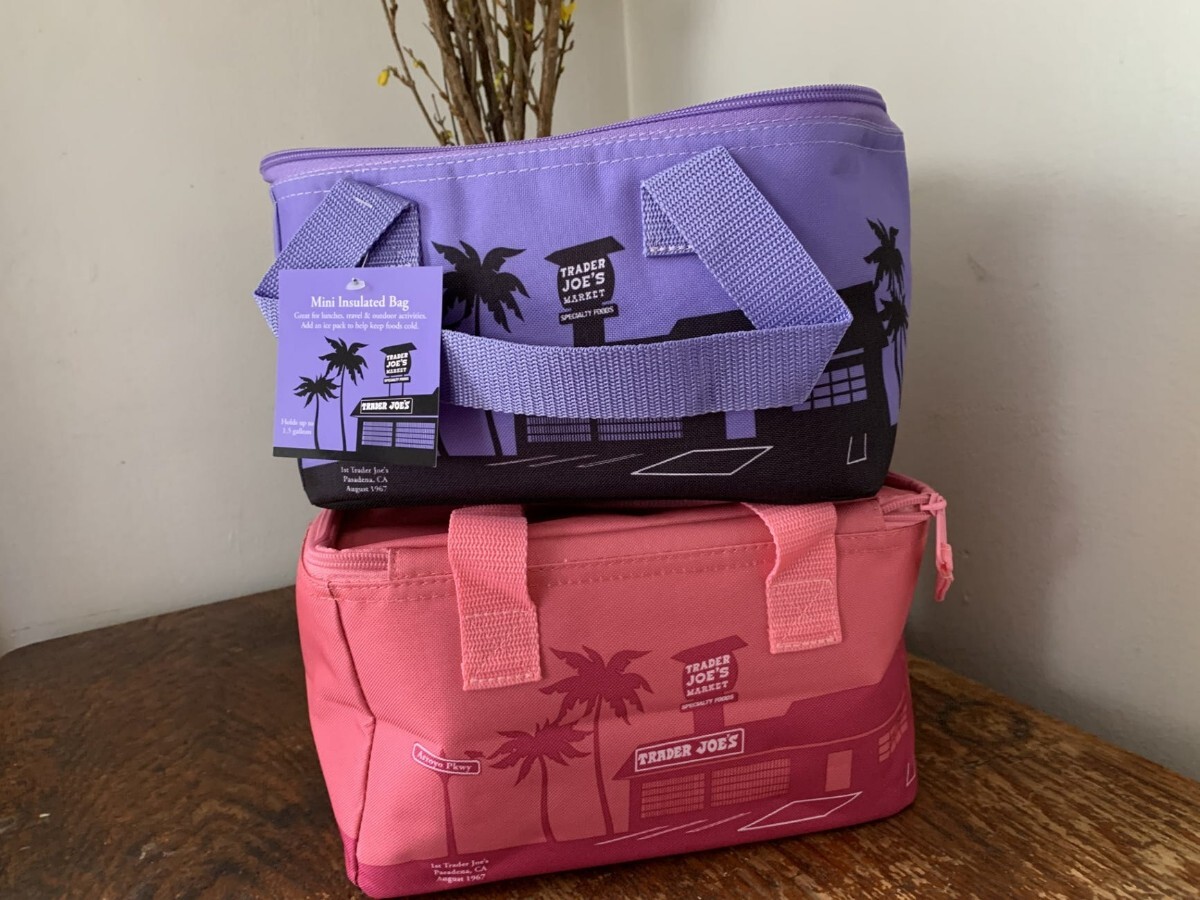 トレーダー・ジョーズ Trader Joe's ★ ミニ クーラーバッグ  エコバック  パープル  紫 ★ 新品未使用拍卖