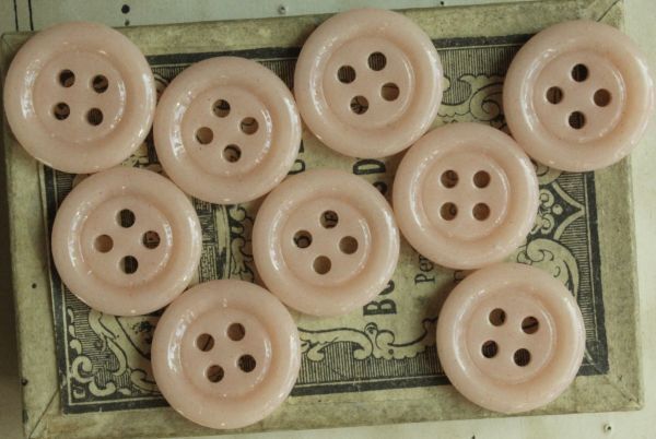 即決 デッドストック ガラスボタン 10個 φ18mm ピンク 4穴 ヴィンテージ リメイク ハンドメイドパーツ フランス拍卖